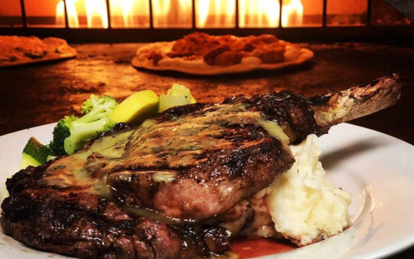 Backstreets Bar Grill Hickory'