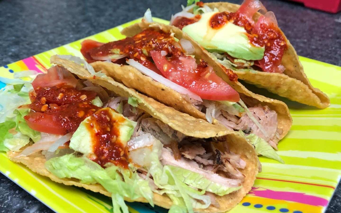 Rosa De Saron Hickory'